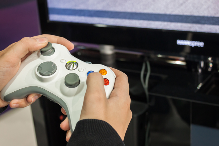 Современные джойстики для игровых приставок предлагают хорошую эргономику.