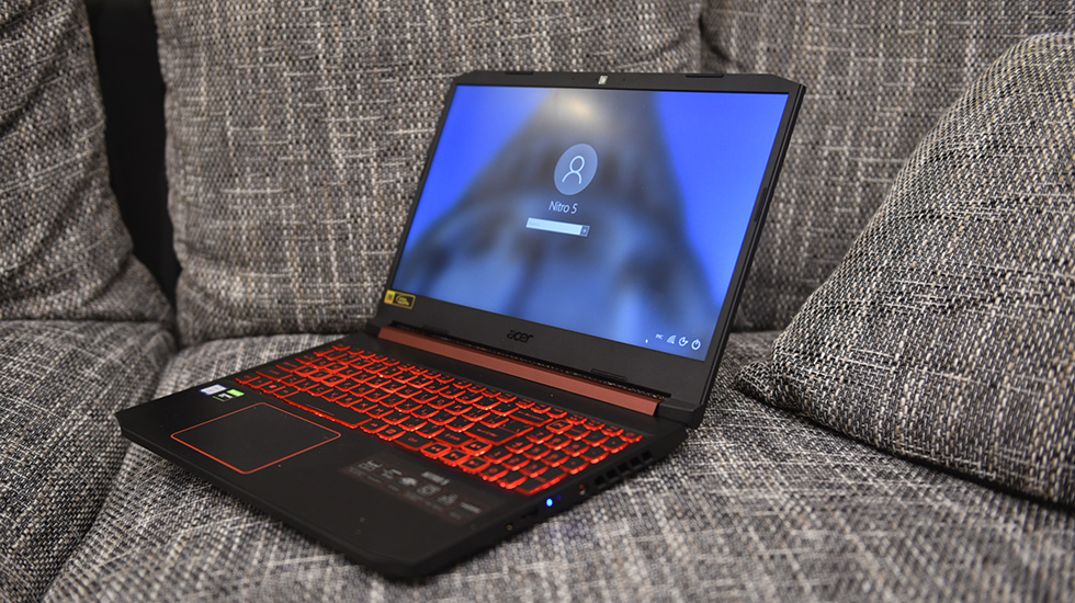 Асер нитросенсе. Acer Nitro 5 Ноутбуки корпуса. Нитросенс. Чем протирать алюминиевый ноутбук.