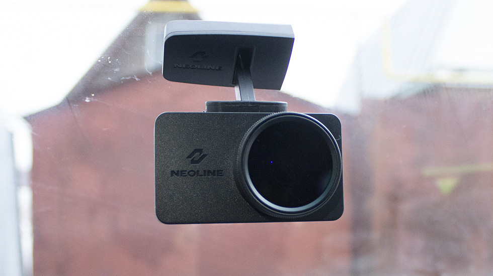 Видеорегистратор Neoline G-Tech X77.