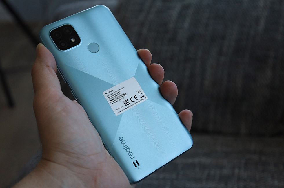 Смартфон Realme C21