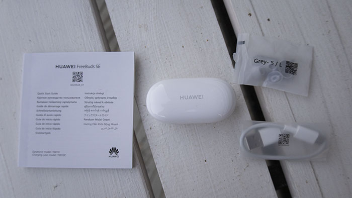Беспроводные наушники Huawei Freebuds SE