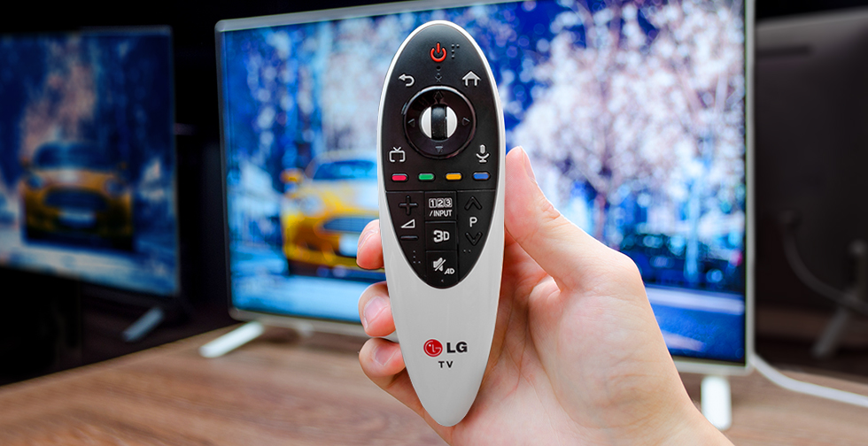 Пульт Magic Remote идет в комплекте к LG 40UB800V