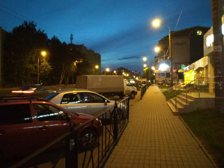 Ночное фото, снятое на камеру Xiaomi Redmi 4X.