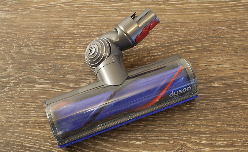 Dyson v7