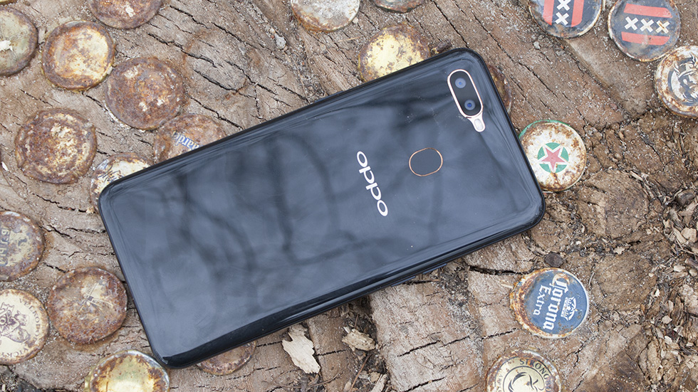 Смартфон OPPO A5s.
