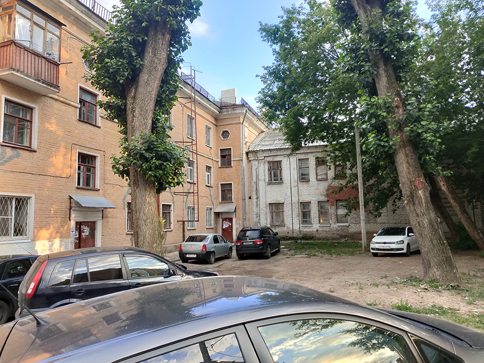 Фото с камеры OPPO Reno.