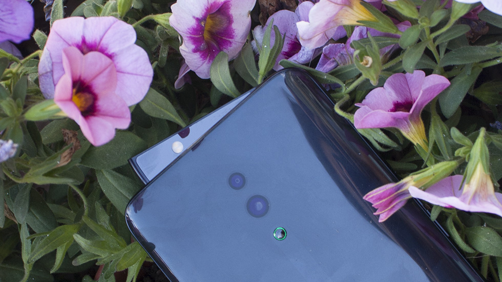 Смартфон OPPO Reno.